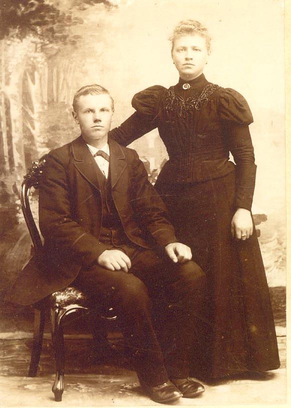 Johanna Elisabeth Koenderink en Jakob Maring in 1904.
